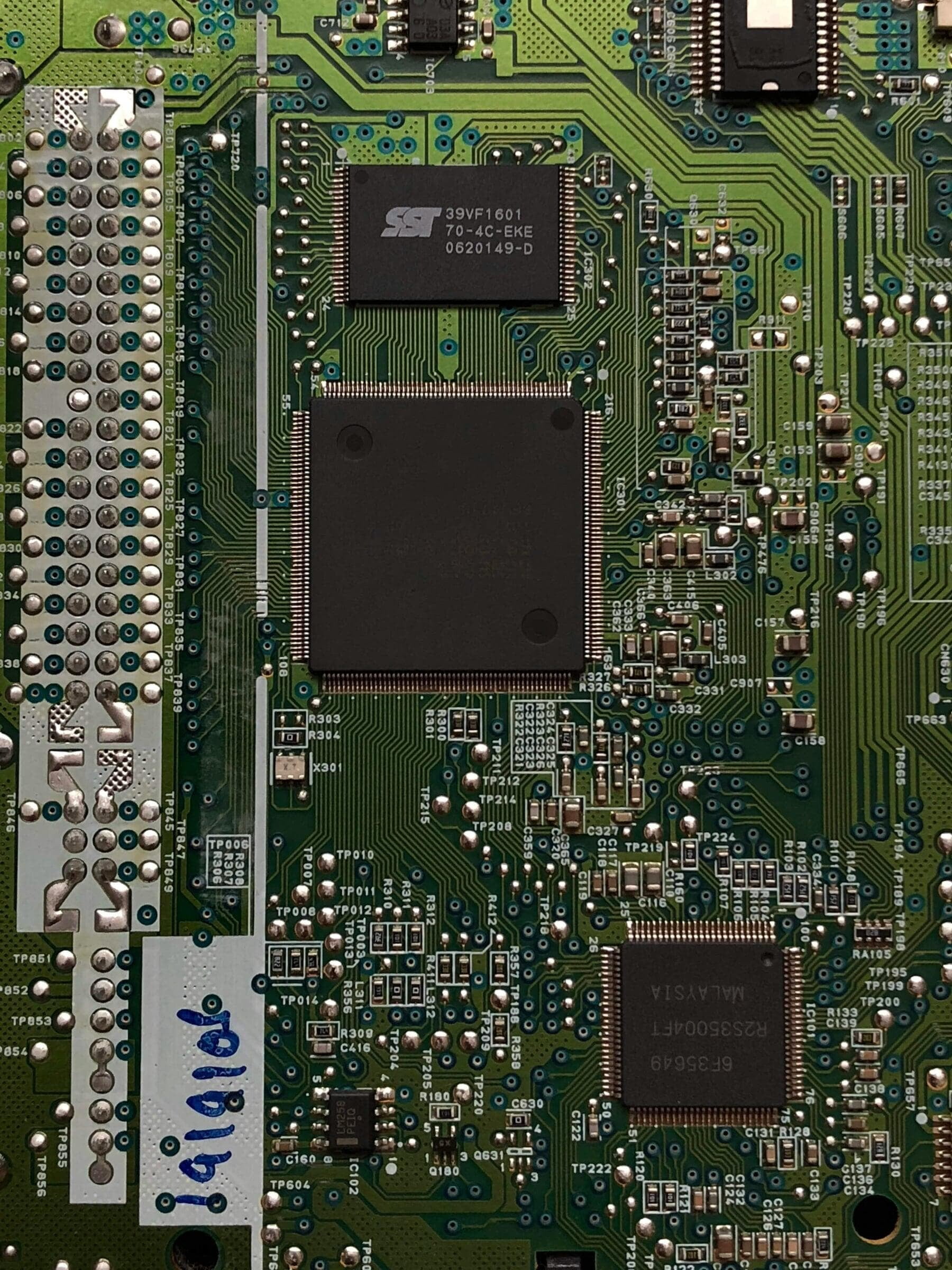 Internal computer motherboard hardware